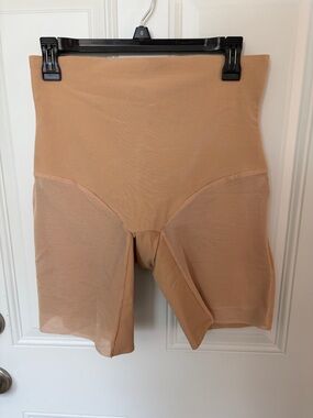 Honeylove Nude High-Waist Shaping Shorts